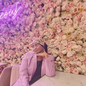 Meet your Posher, Muna